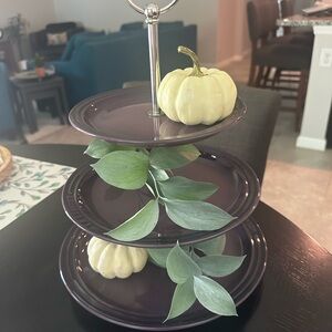 Le Creuset Rare Purple Tiered Serving Stand